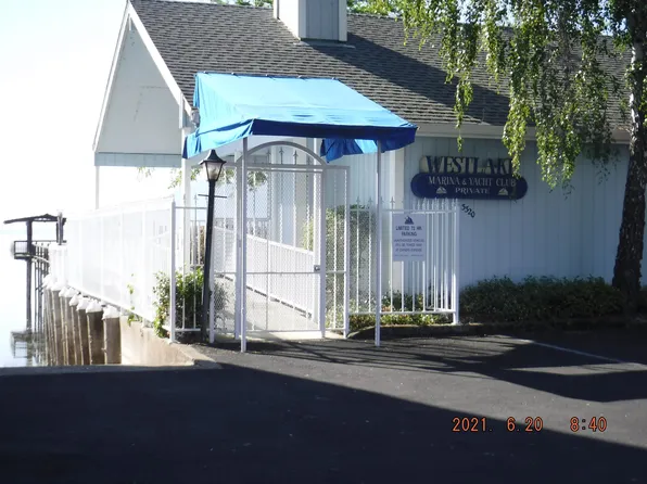 3508 Marina Ct N, Lakeport, CA 95453