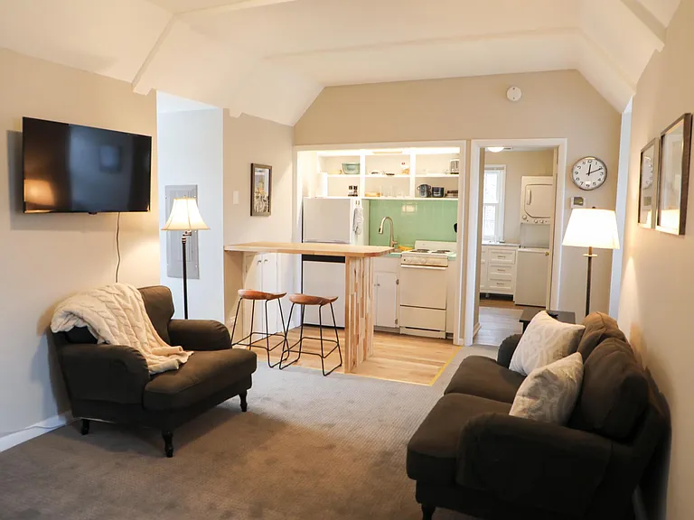 963 Allendale Dr #3A — Photo 3