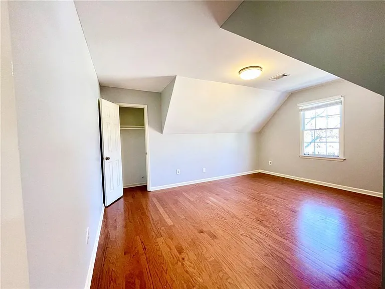 1721 Emerson Ct — Photo 21