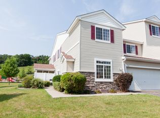 6756 Pine Crest Trl S, Cottage Grove, MN 55016