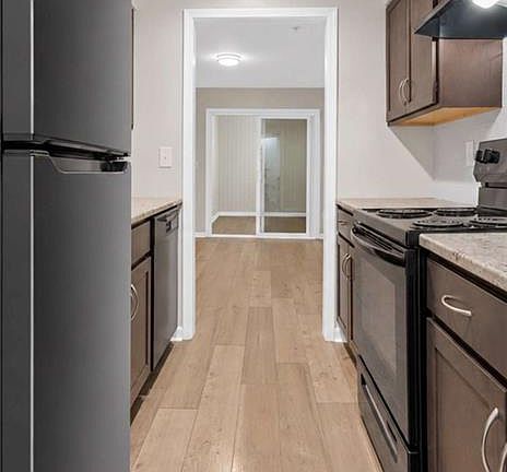 5th image of 1166 Booth Rd #407