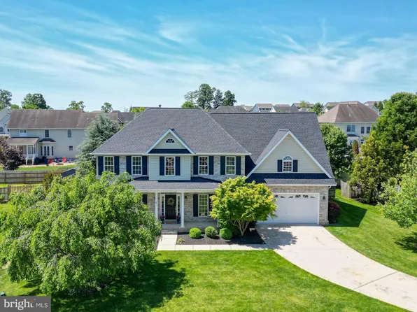 409 Lindsay Ct, Berryville, VA 22611