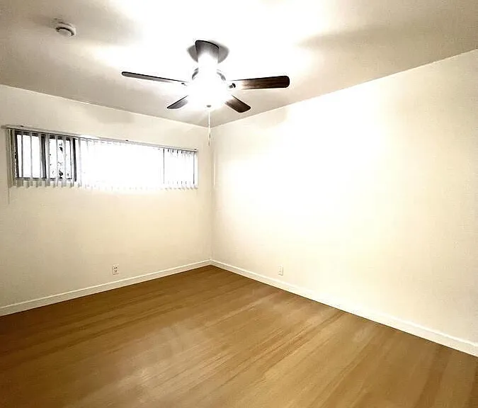 524 E Hazel St #5 — Photo 2