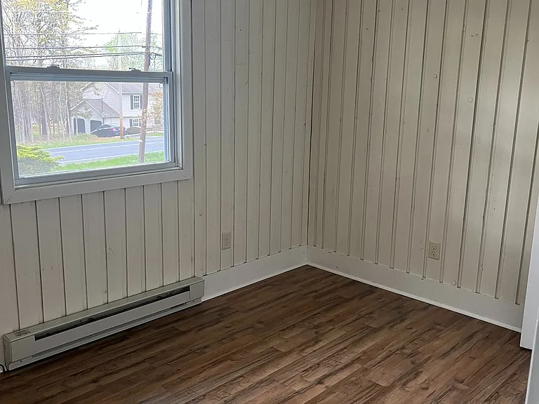 548 Mountain Rd — Photo 12