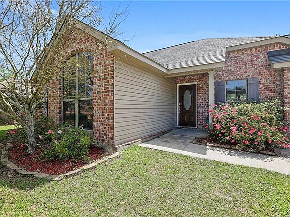 2nd image of 44059 Washley Trace Cir
