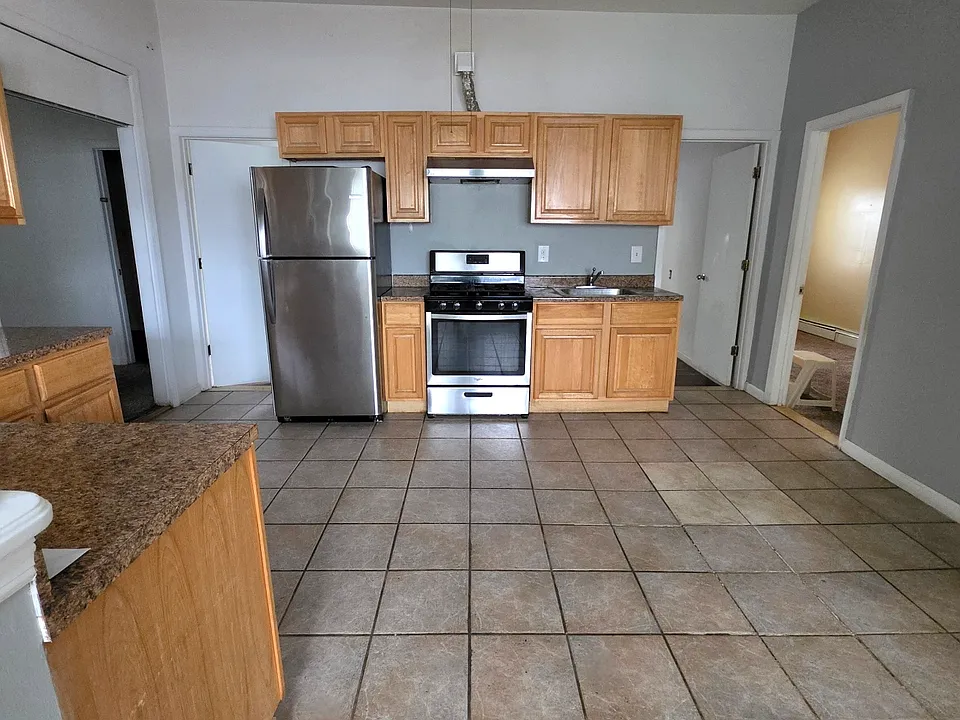 328 Beach 88th St #1