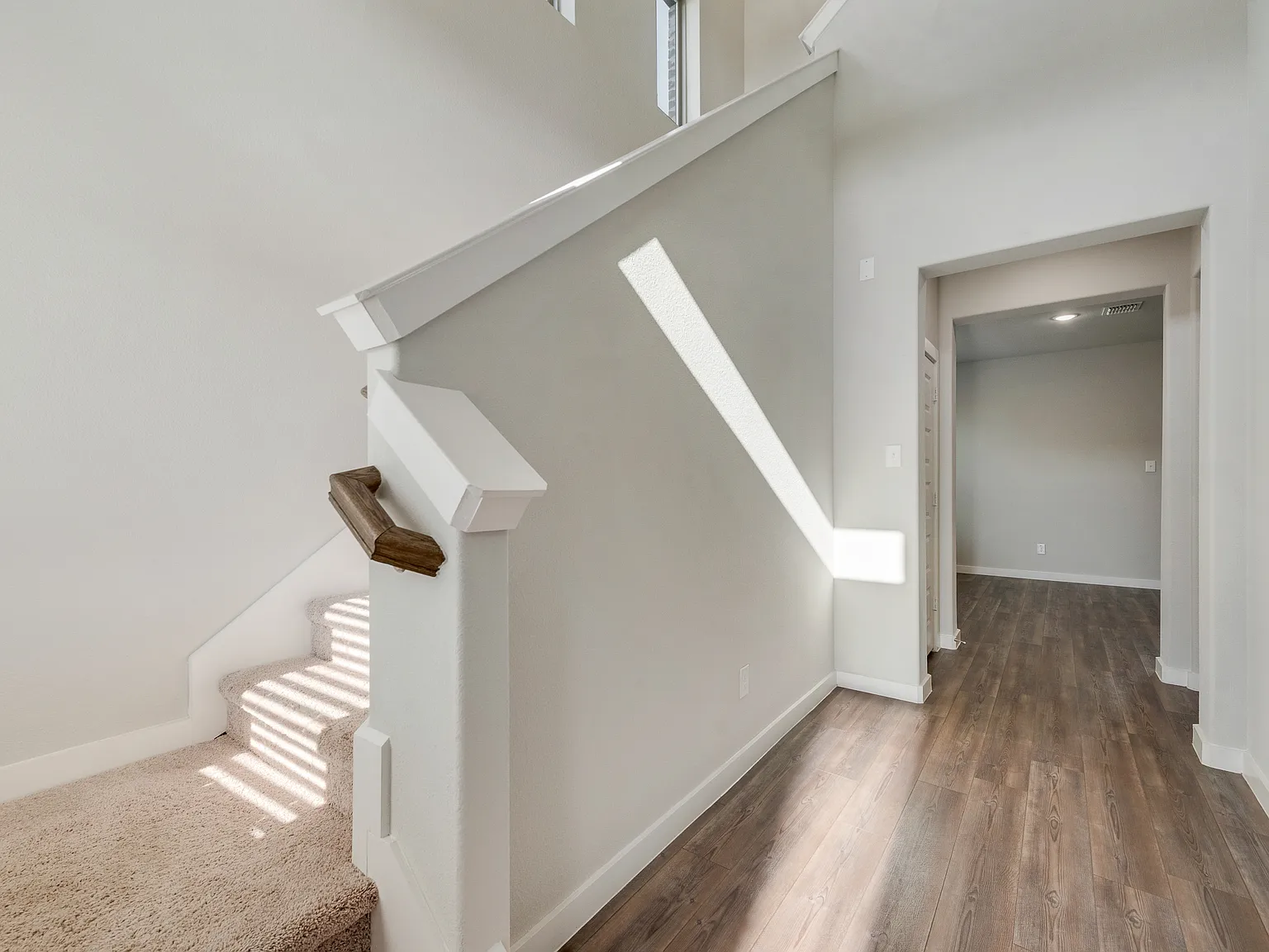 4 bed, 2366 sqft, $2,400 — Photo 3