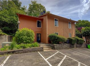 834 Lake Hollow Blvd SW, Marietta, GA 30064
