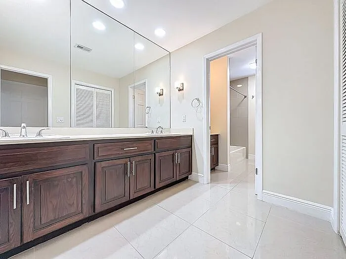 6846 Lake View Dr — Photo 35