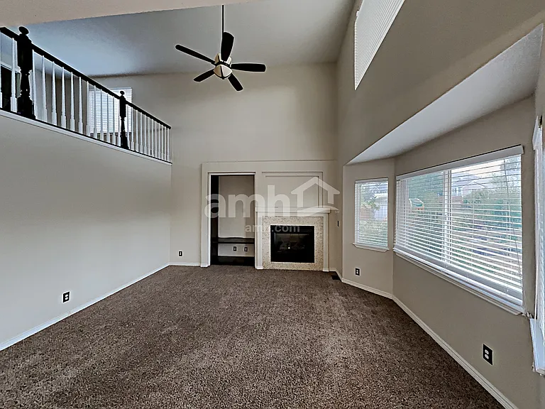 950 Quarterhorse Trl — Photo 8