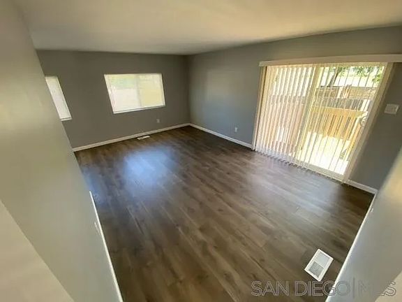 5th image of 5553 Willows Rd