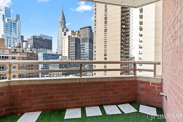 Rented by Halstead Real Estate | media 41