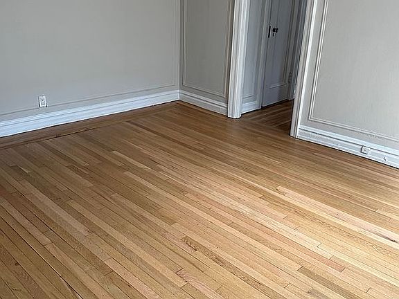 3rd image of 59 Pineapple St APT 6L