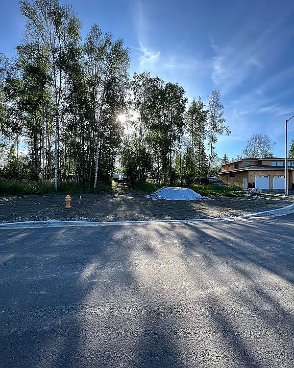 1st image of Whisper Hill Cir #2
