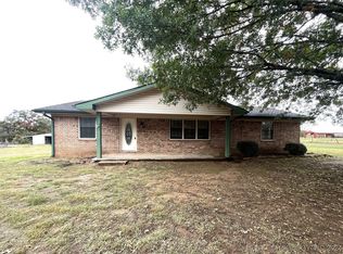 102510 S 4640th Rd, Sallisaw, OK 74955