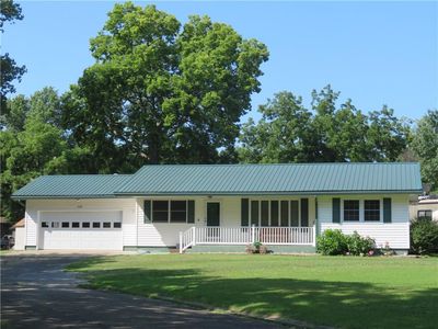 722 W 3rd Ave, Garnett, KS, 66032