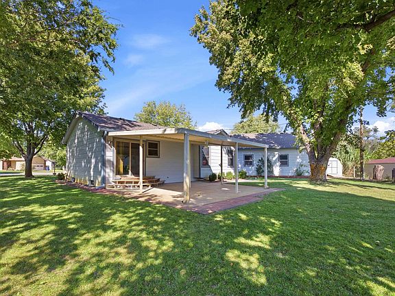 3rd image of 4254 S Pattie Cir