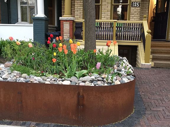 2nd image of 185 Major St