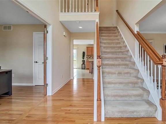 4th image of 8891 Connemara Ln