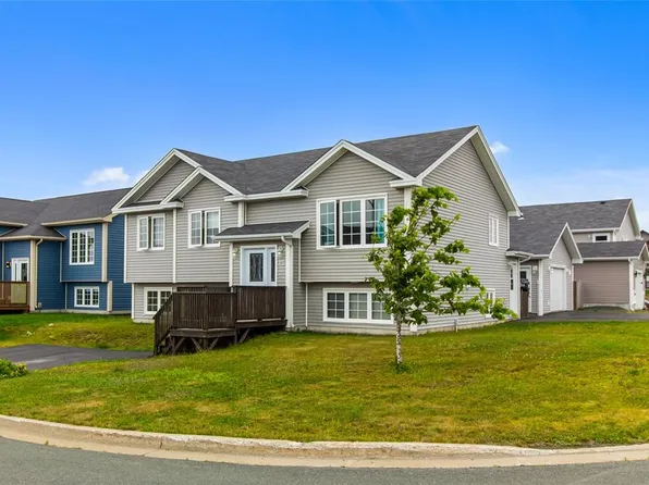 15 Denehurst Street, Paradise, NL A1L0S7