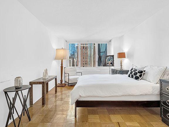 4th image of 322 W 57th St APT 19H