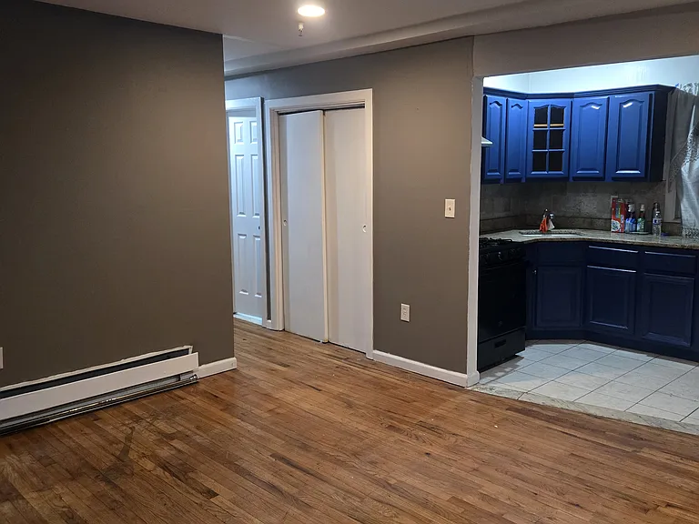 115 Inwood St #1 — Photo 9