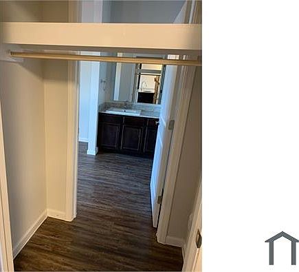 5th image of 5001 Crainway Dr #0