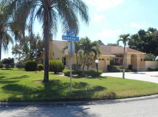 6603 Joanna Cir, Fort Myers, FL 33919