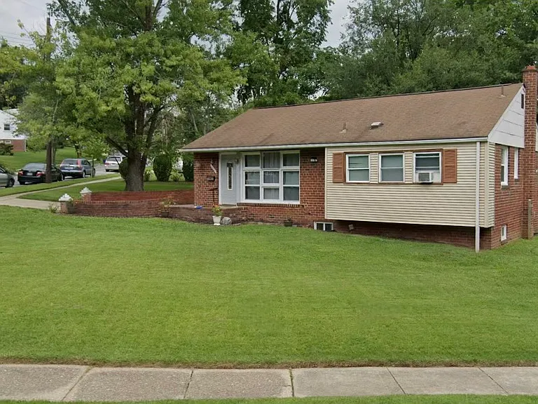 6401 Fairborn Ter — Photo 1