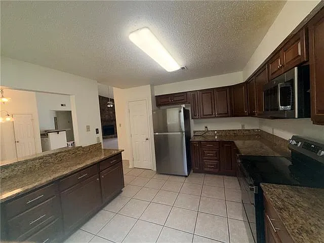 216 Woodridge Blvd — Photo 12