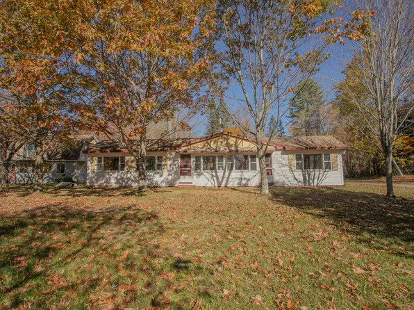 718 Village Road, Stetson, ME 04488