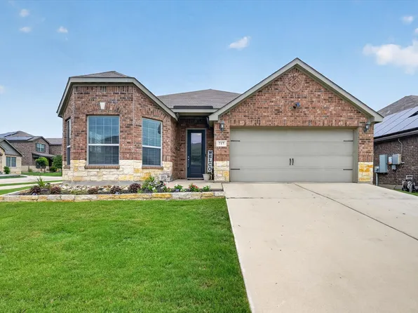 717 Lansman Trl, Denton, TX 76207