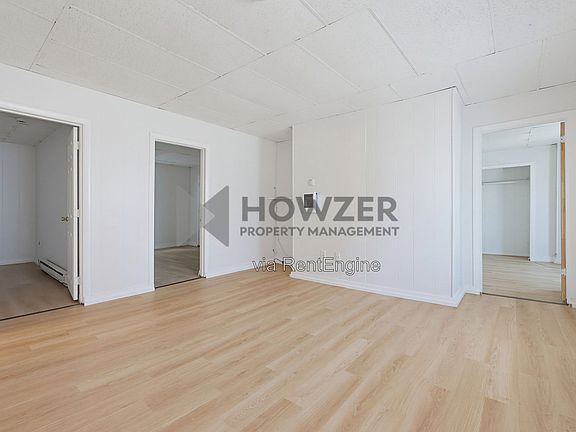 4th image of 106 Clark St APT 1
