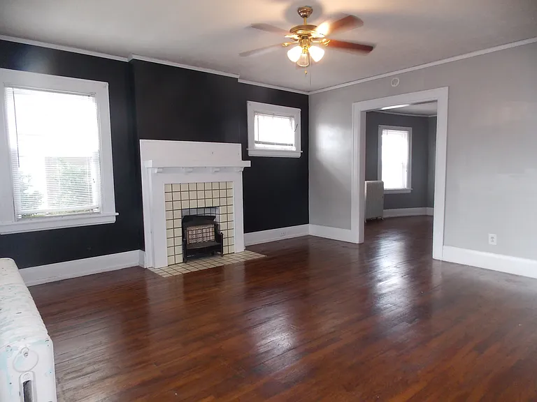 819 Cherry St — Photo 1