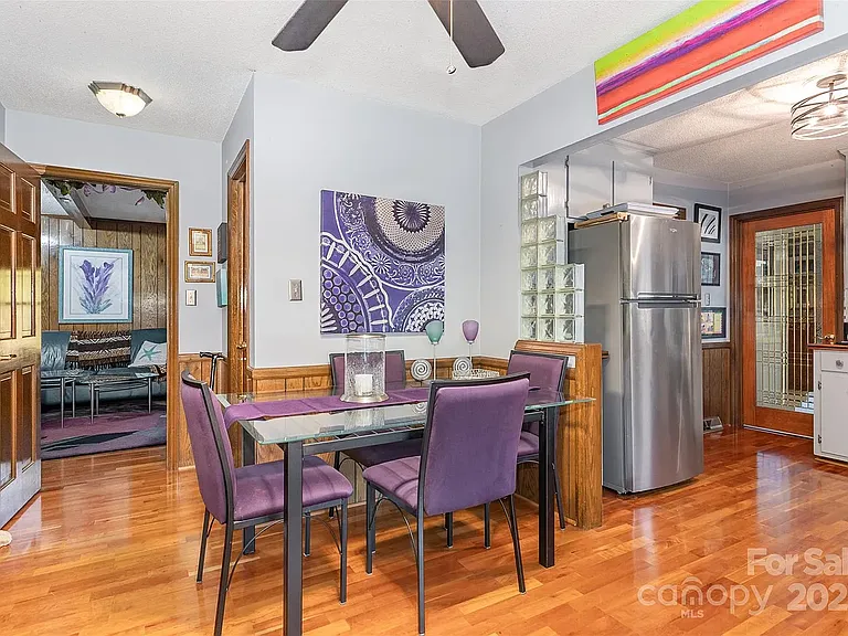 929 Autumnwood Ln — Photo 6