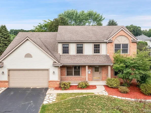 7623 Windsor Ln, Lambertville, MI 48144