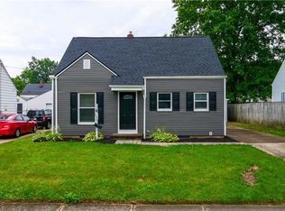 2405 Harding Rd, Cuyahoga Falls, OH 44223