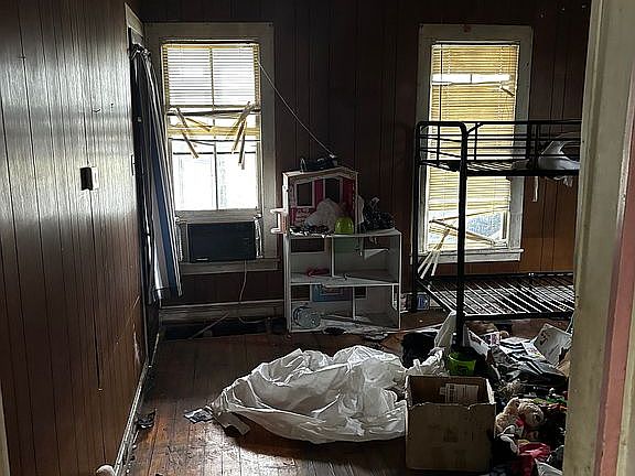 4th image of 409 N Lehigh Ave
