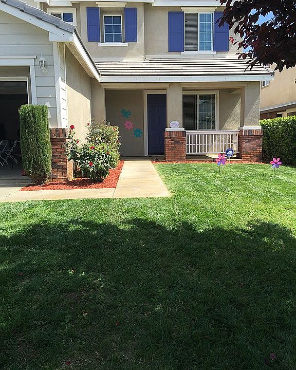 2nd image of 82 Ivory Ave