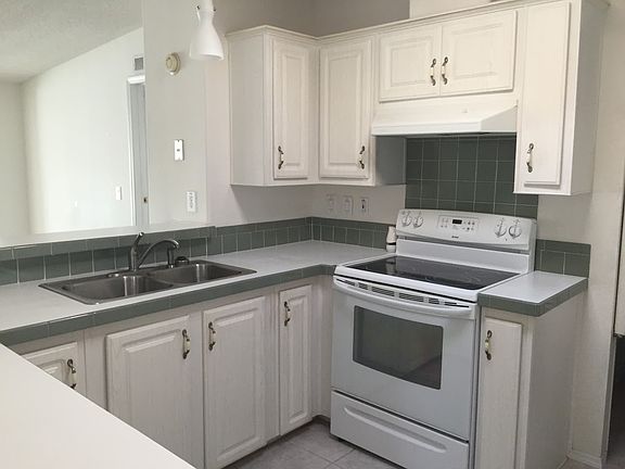 5th image of 4817 Las Floras Ct