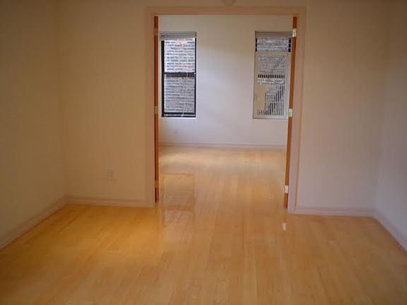 4th image of 504 E 13th St APT 3D