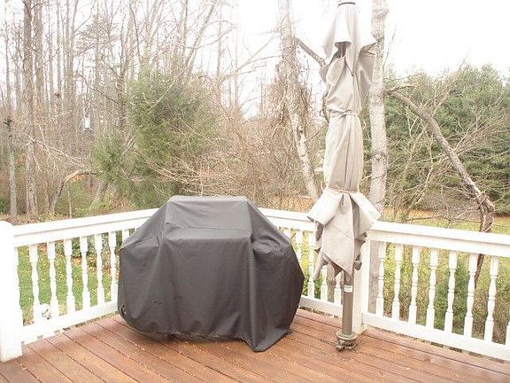 4th image of 324 Charlestown Dr