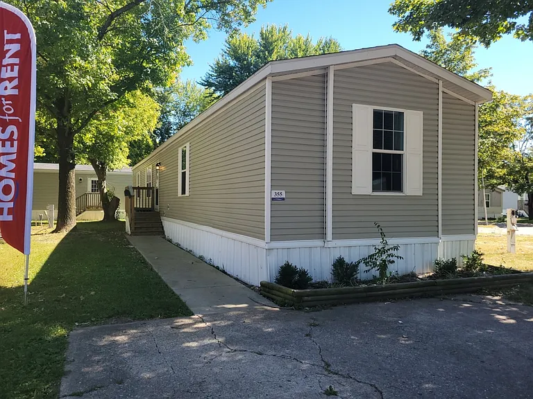 355 Droopy Dr — Photo 1