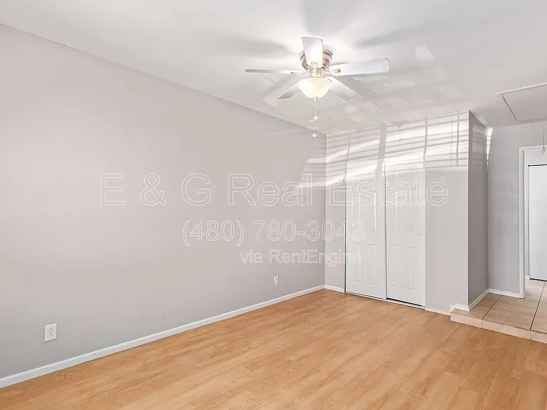 1918 E Palmcroft Dr — Photo 22