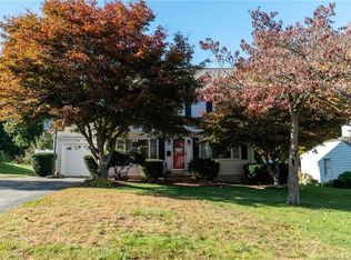 34 Forest Ridge Rd, Waterbury, CT 06708