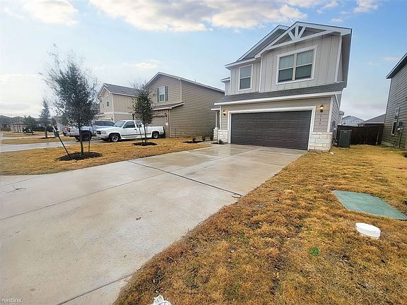 3rd image of 165 Katie Elder Dr