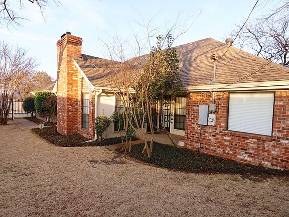 3rd image of 5520 Timber Green Dr