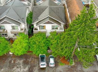 10309 Midvale Ave N #B, Seattle, WA 98133