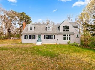 77 Lakewood Dr, Plymouth, MA 02360