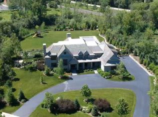 29 Aberdeen Ct, Bannockburn, IL 60015